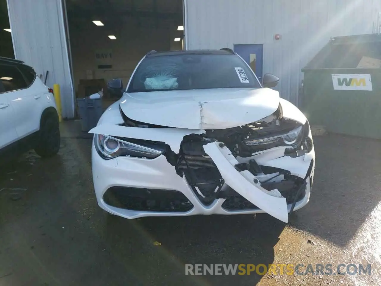 5 Photograph of a damaged car ZASPAKBNXL7C93313 ALFA ROMEO STELVIO 2020