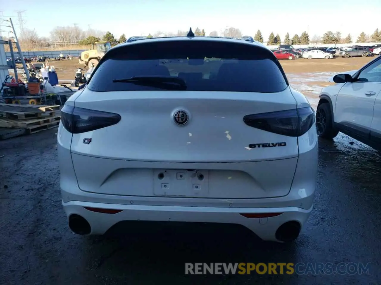 6 Photograph of a damaged car ZASPAKBNXL7C93313 ALFA ROMEO STELVIO 2020