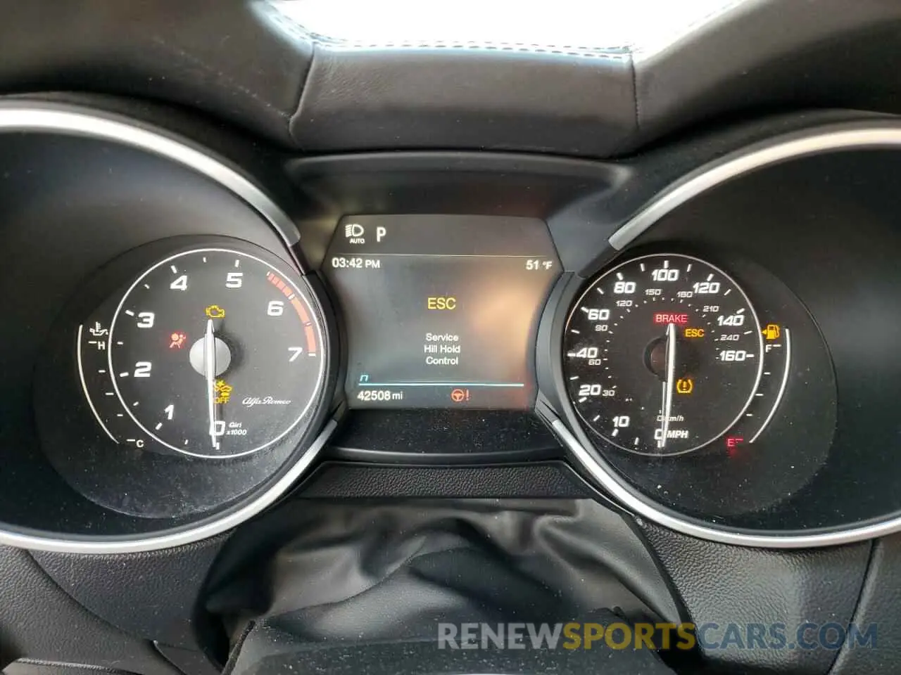 9 Photograph of a damaged car ZASPAKBNXL7C93313 ALFA ROMEO STELVIO 2020