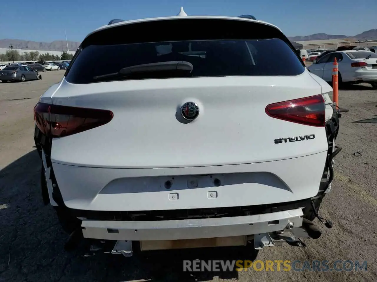 6 Photograph of a damaged car ZASPAJAN3M7C99676 ALFA ROMEO STELVIO 2021