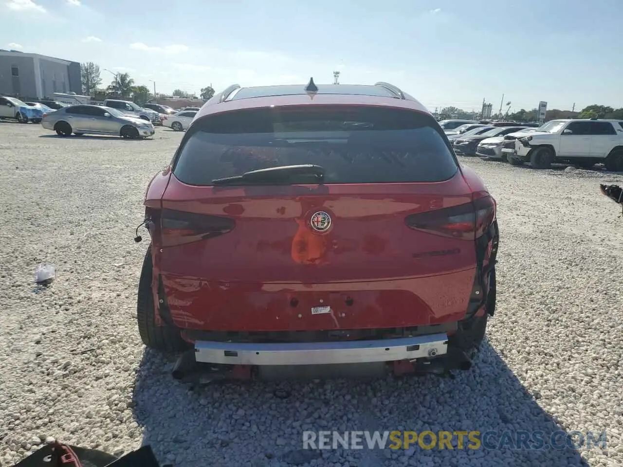 6 Photograph of a damaged car ZASPAJAN8M7C99608 ALFA ROMEO STELVIO 2021