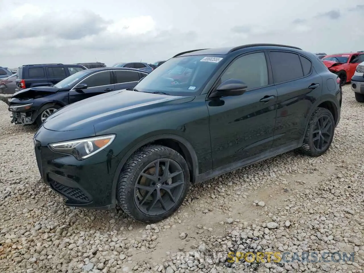 1 Photograph of a damaged car ZASPAJAN9M7D00233 ALFA ROMEO STELVIO 2021
