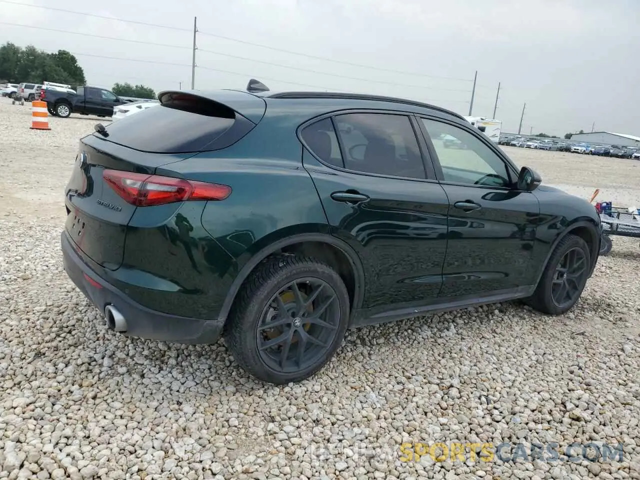 3 Photograph of a damaged car ZASPAJAN9M7D00233 ALFA ROMEO STELVIO 2021