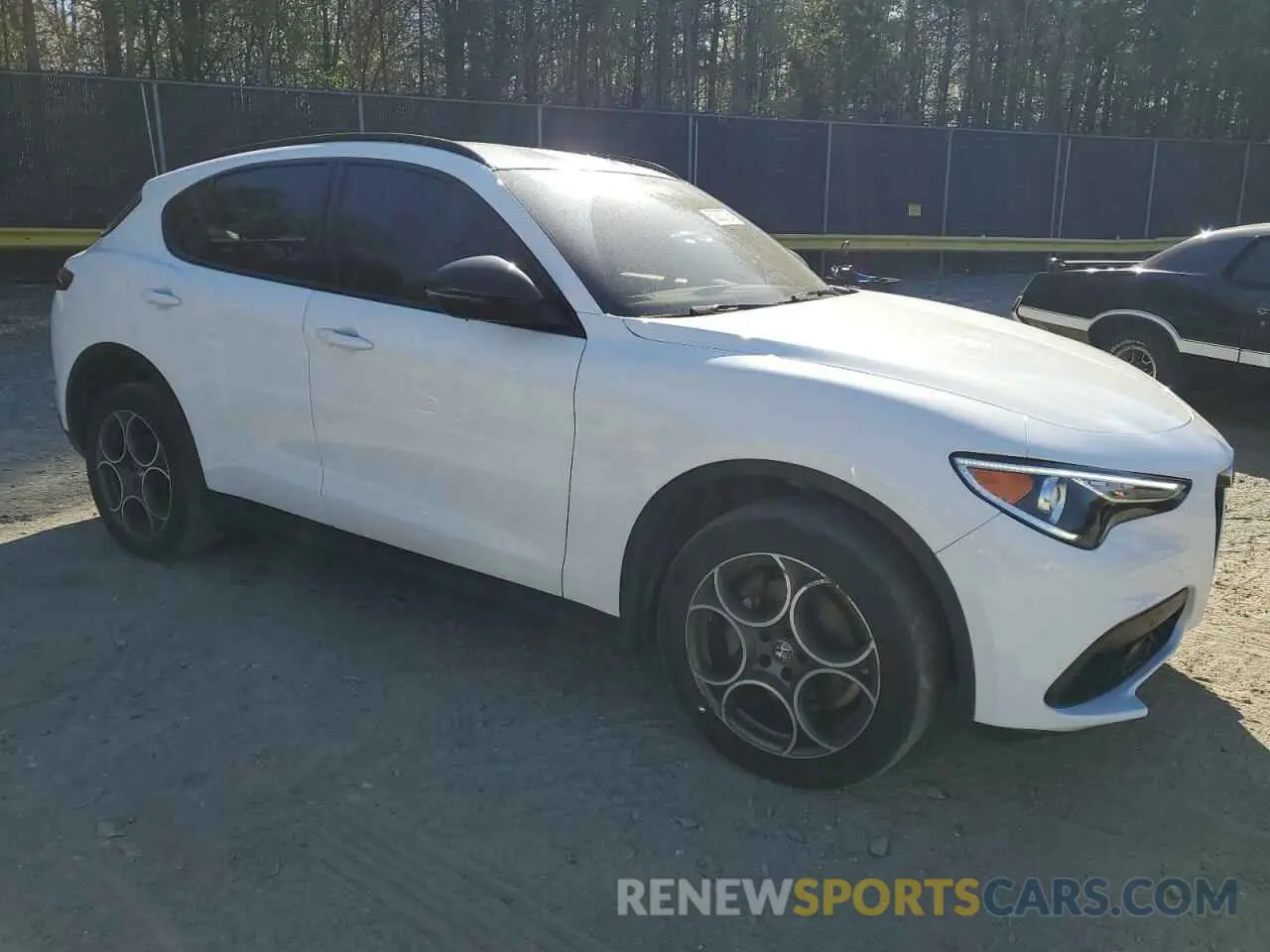 4 Photograph of a damaged car ZASPAKAN6M7D07890 ALFA ROMEO STELVIO 2021