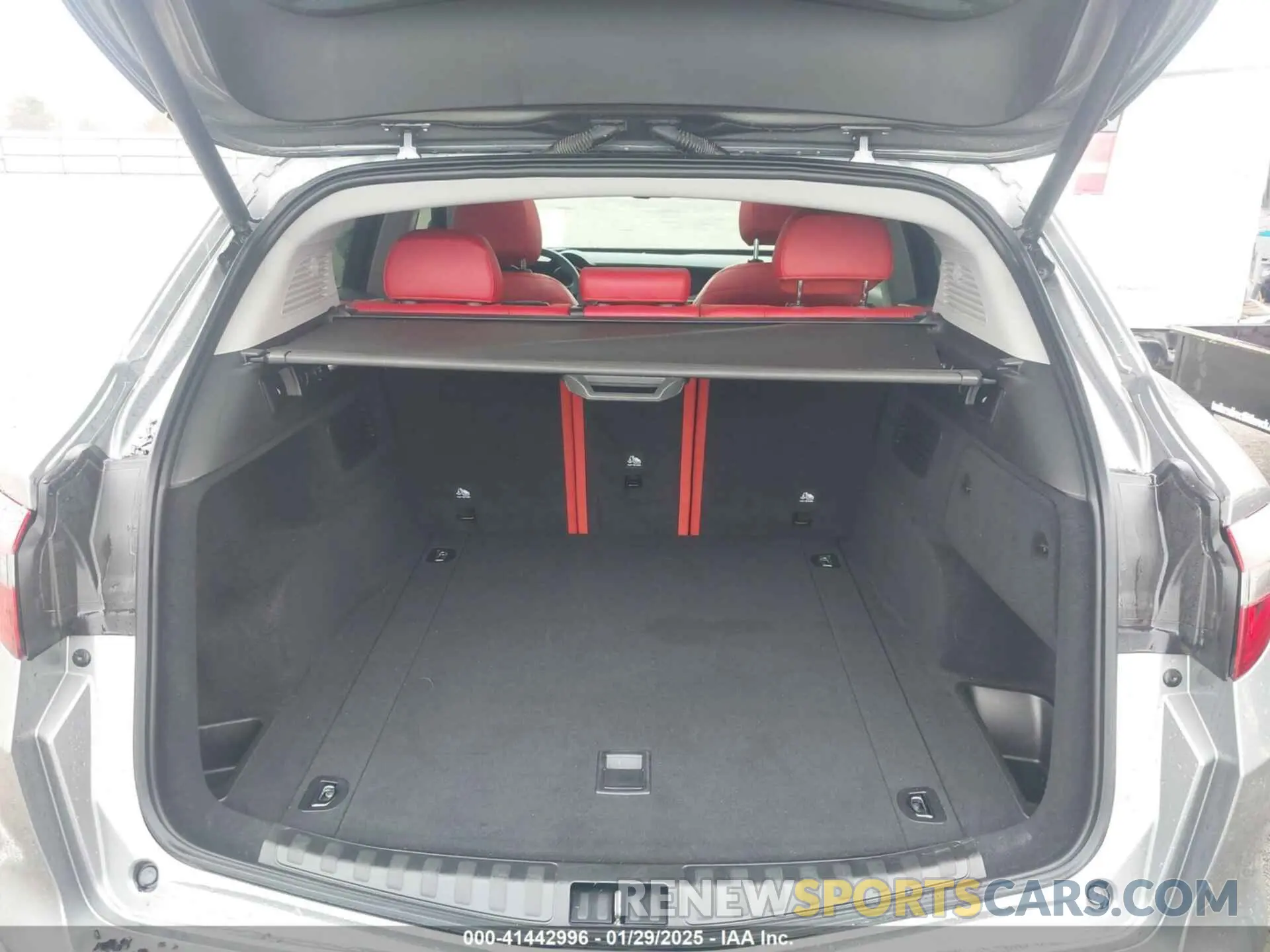 8 Photograph of a damaged car ZASPAKBN0M7D15255 ALFA ROMEO STELVIO 2021