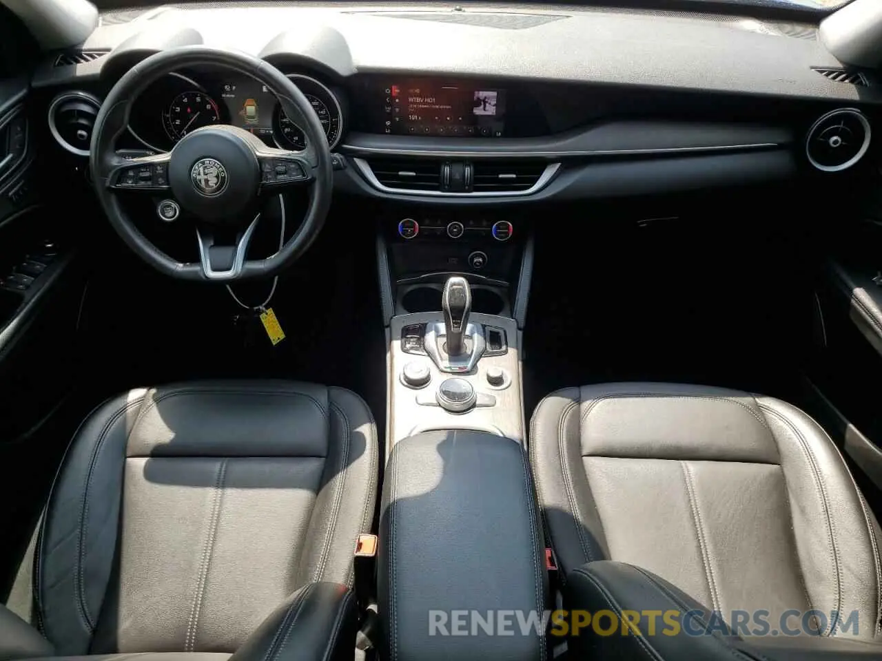 8 Photograph of a damaged car ZASPAKBN3M7D19932 ALFA ROMEO STELVIO 2021