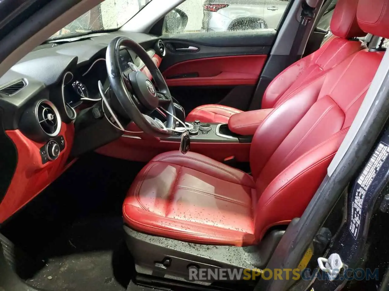 7 Photograph of a damaged car ZASPAKBN5M7D09497 ALFA ROMEO STELVIO 2021