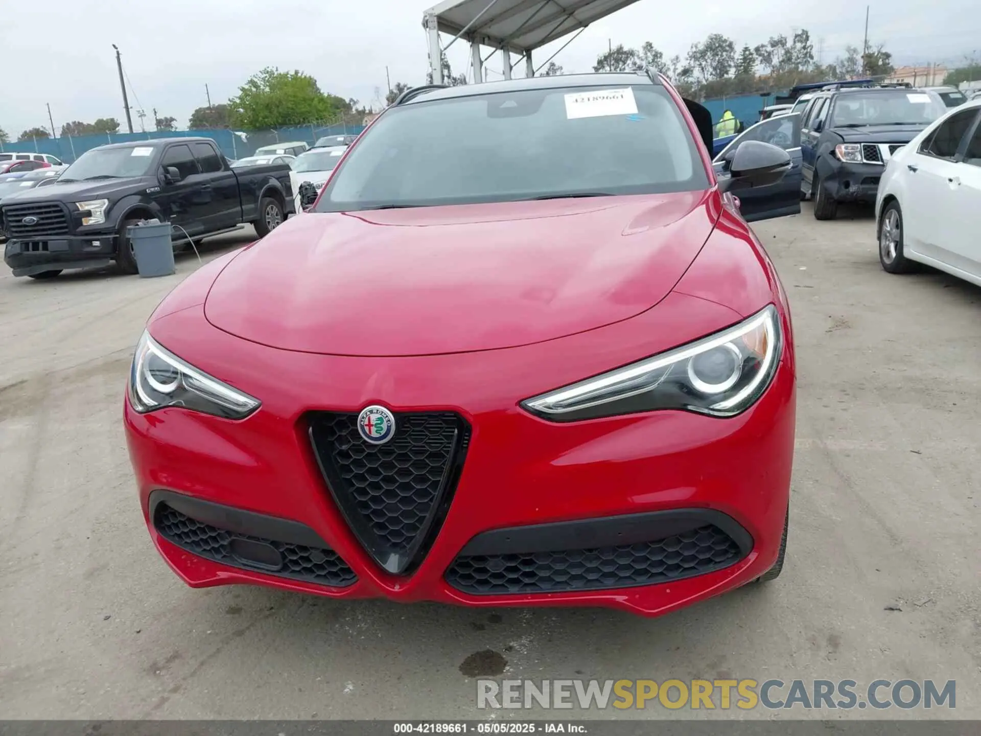 12 Photograph of a damaged car ZASPAKBN5M7D09578 ALFA ROMEO STELVIO 2021