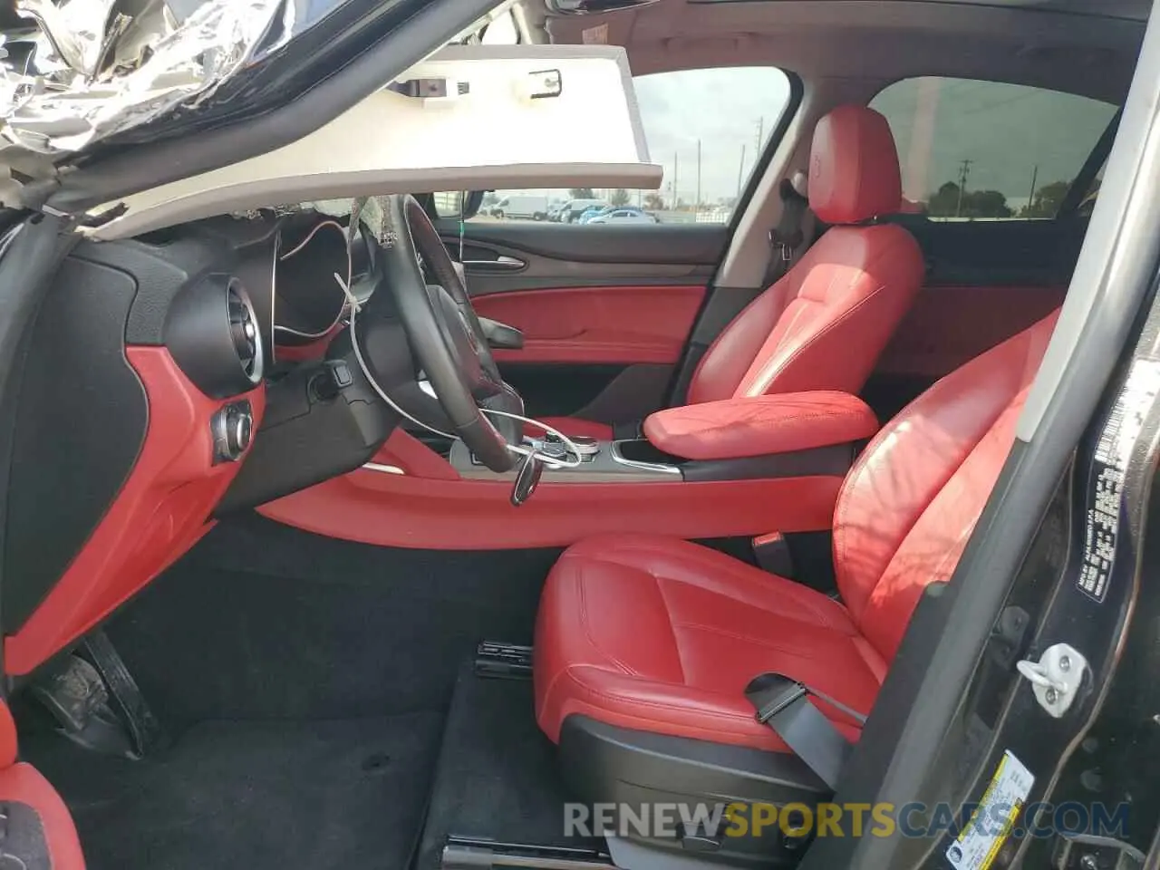 7 Photograph of a damaged car ZASPAKBN6M7D18774 ALFA ROMEO STELVIO 2021