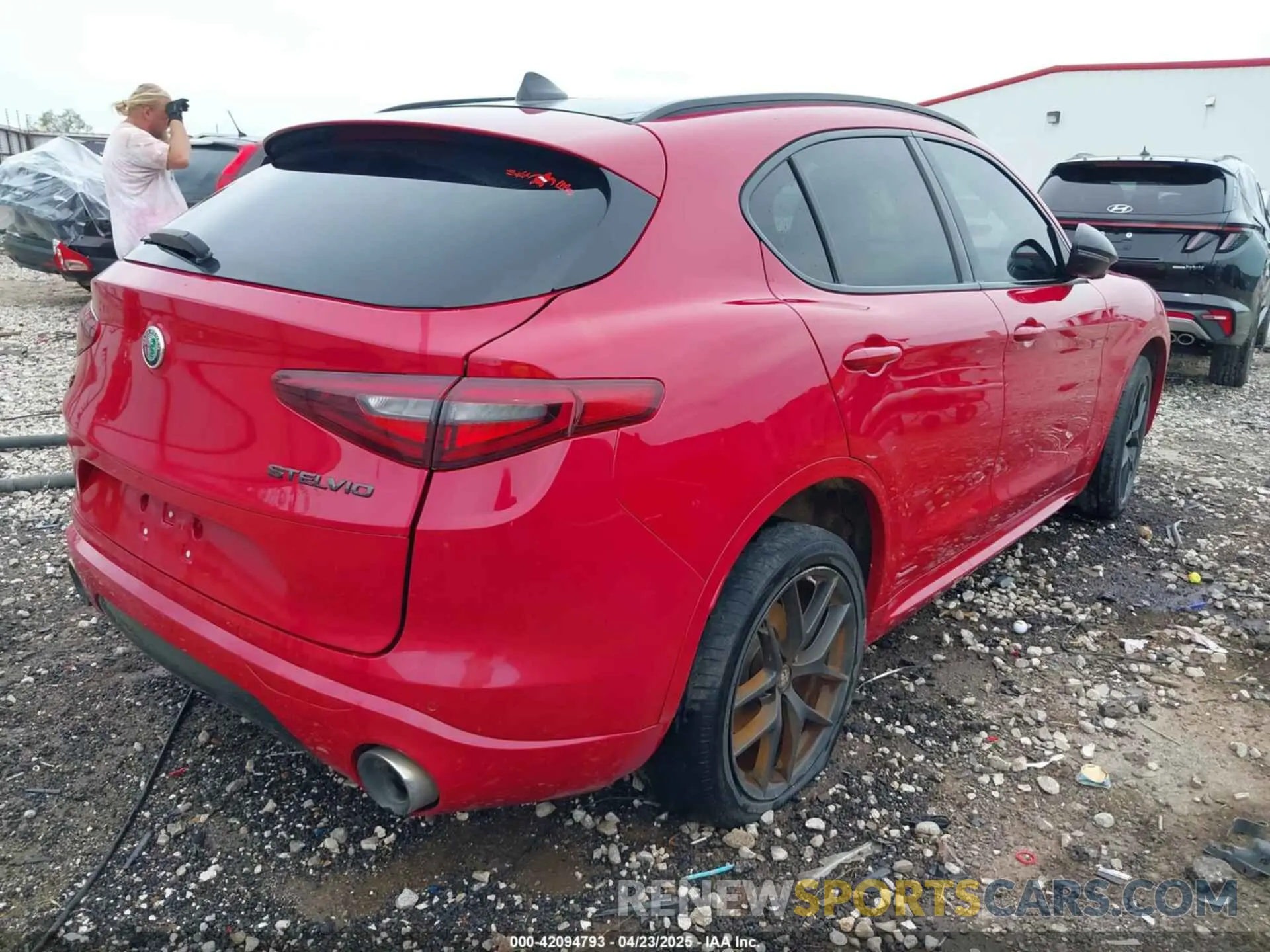 4 Photograph of a damaged car ZASPAKBN7M7D16208 ALFA ROMEO STELVIO 2021