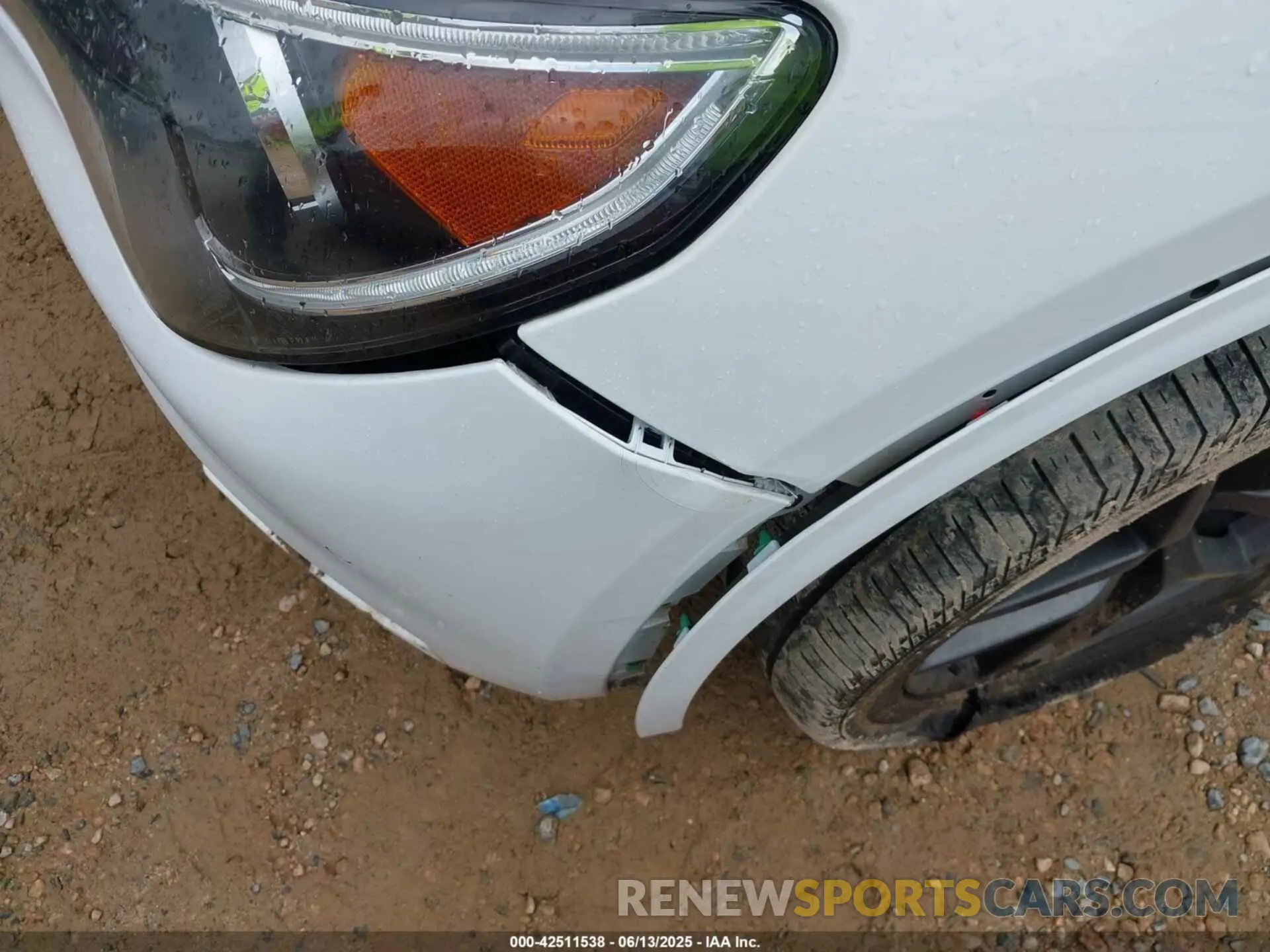 17 Photograph of a damaged car ZASPAKBNXM7D15750 ALFA ROMEO STELVIO 2021