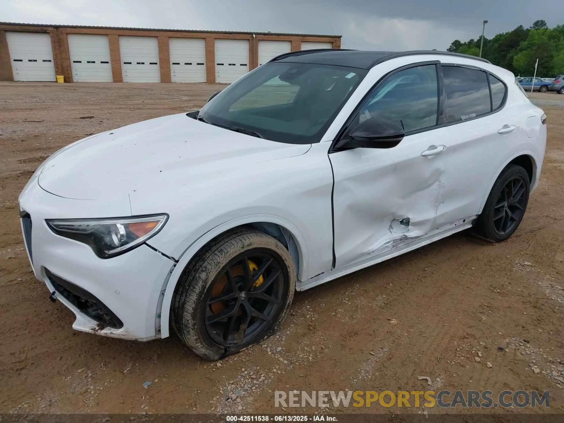 2 Photograph of a damaged car ZASPAKBNXM7D15750 ALFA ROMEO STELVIO 2021