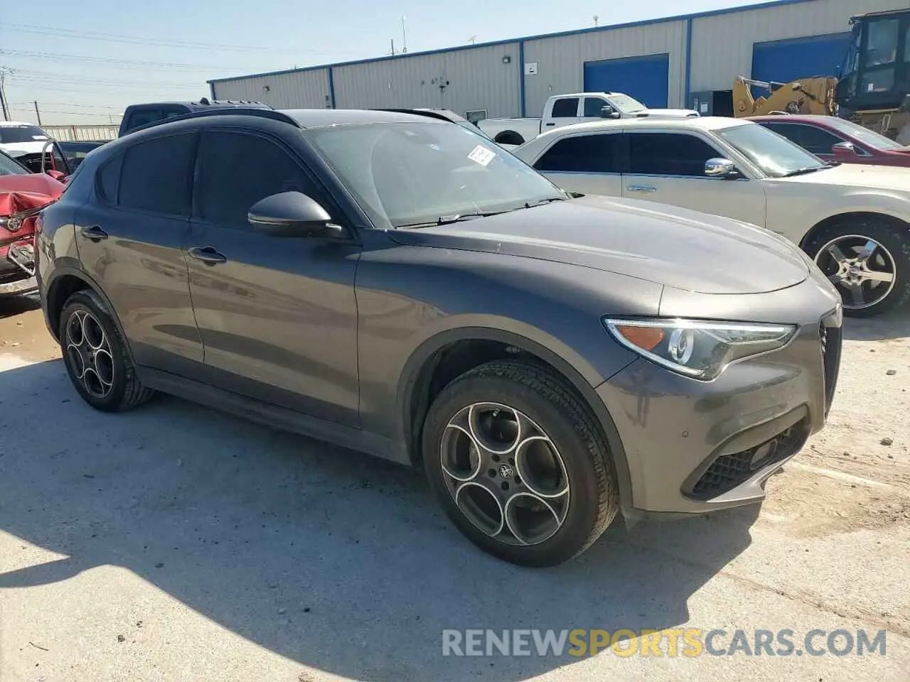 4 Photograph of a damaged car ZASPAJAN3N7D37652 ALFA ROMEO STELVIO 2022
