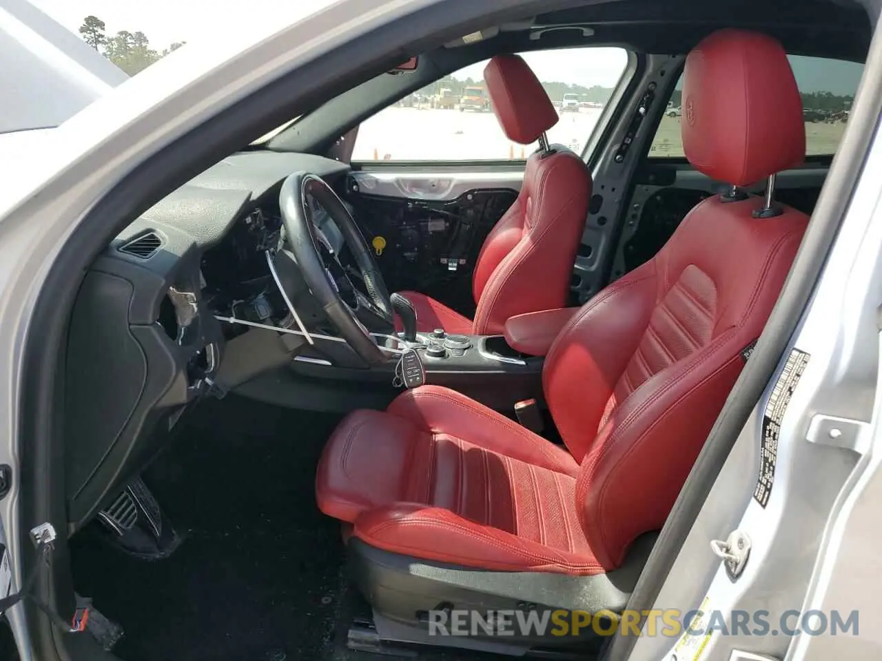 7 Photograph of a damaged car ZASPAJAN8N7D27926 ALFA ROMEO STELVIO 2022