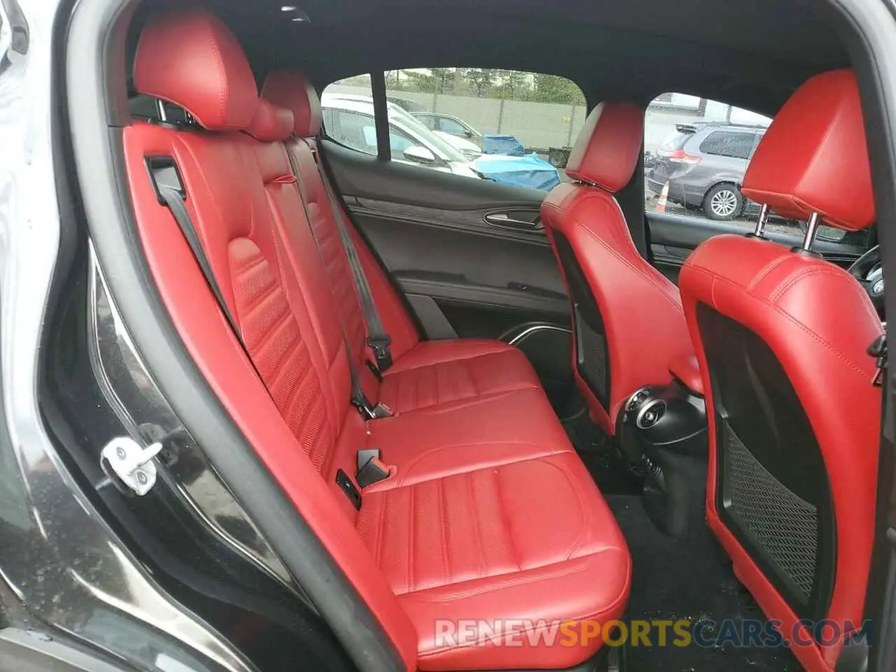 11 Photograph of a damaged car ZASPAKANXN7D28100 ALFA ROMEO STELVIO 2022
