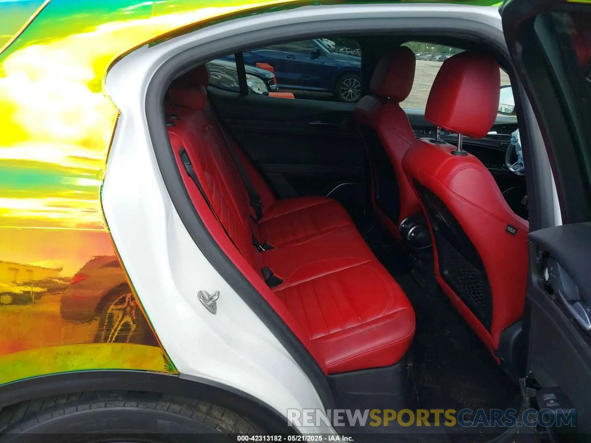 8 Photograph of a damaged car ZASPAKANXN7D41462 ALFA ROMEO STELVIO 2022