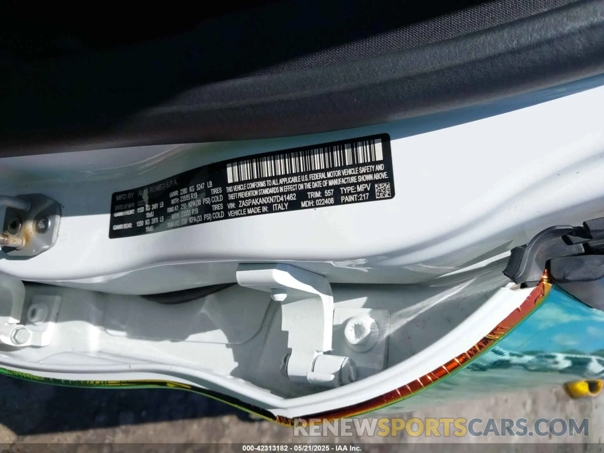 9 Photograph of a damaged car ZASPAKANXN7D41462 ALFA ROMEO STELVIO 2022