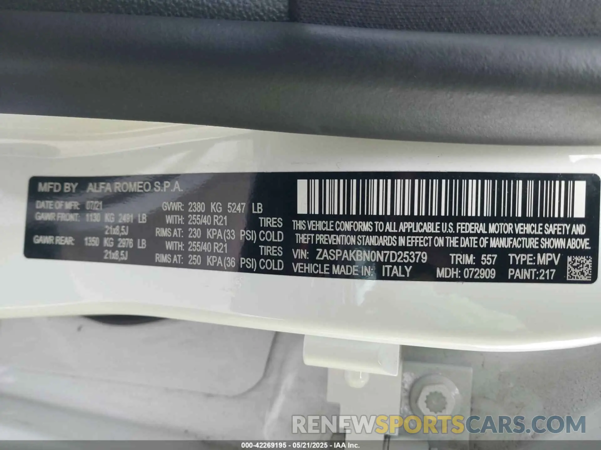 9 Photograph of a damaged car ZASPAKBN0N7D25379 ALFA ROMEO STELVIO 2022