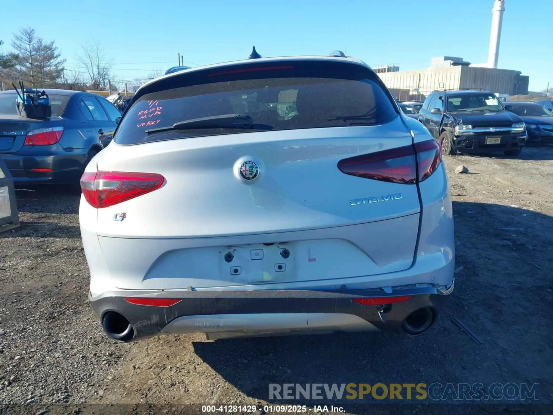 17 Photograph of a damaged car ZASPAKBN0N7D32302 ALFA ROMEO STELVIO 2022