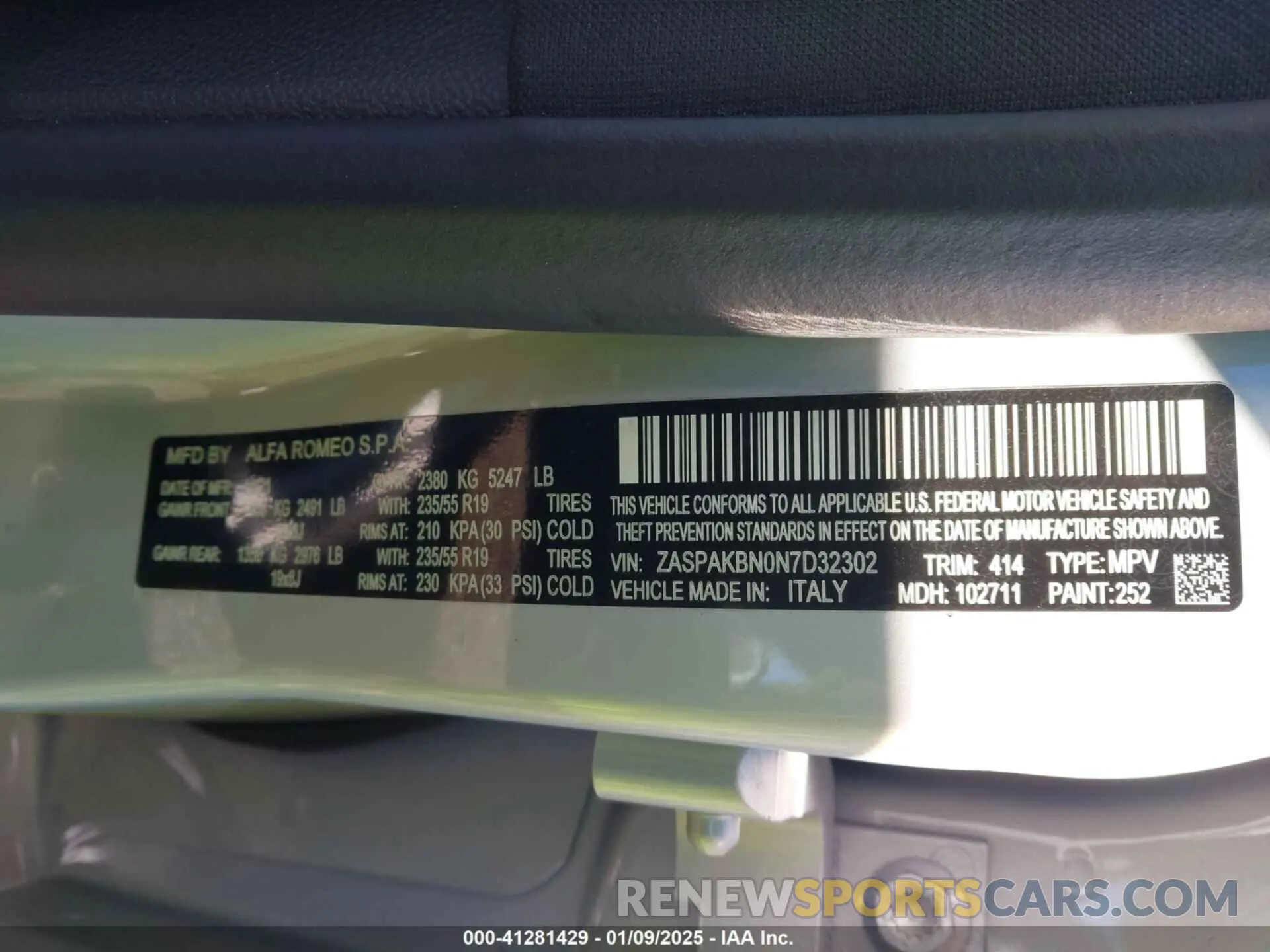 9 Photograph of a damaged car ZASPAKBN0N7D32302 ALFA ROMEO STELVIO 2022