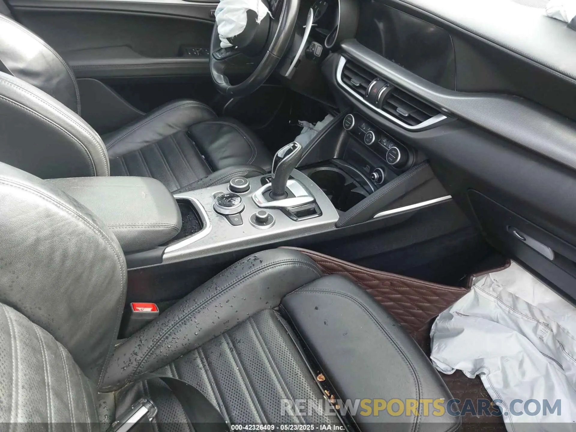 5 Photograph of a damaged car ZASPAKBNXN7D26328 ALFA ROMEO STELVIO 2022