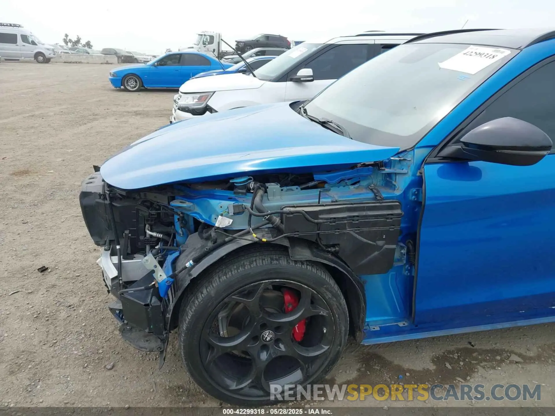 6 Photograph of a damaged car ZASPAKBNXN7D48765 ALFA ROMEO STELVIO 2022