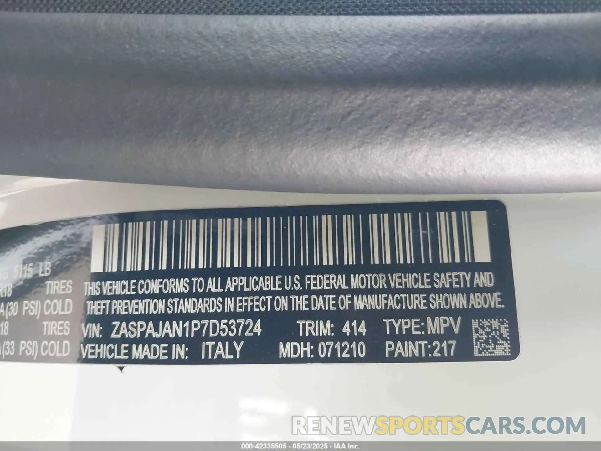 9 Photograph of a damaged car ZASPAJAN1P7D53724 ALFA ROMEO STELVIO 2023