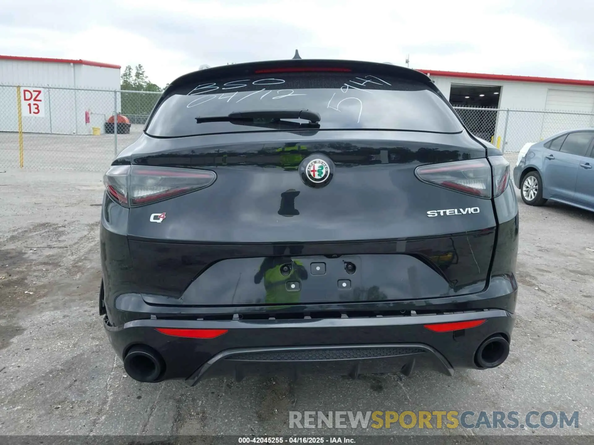 17 Photograph of a damaged car ZASPAKBN0R7D75947 ALFA ROMEO STELVIO 2024