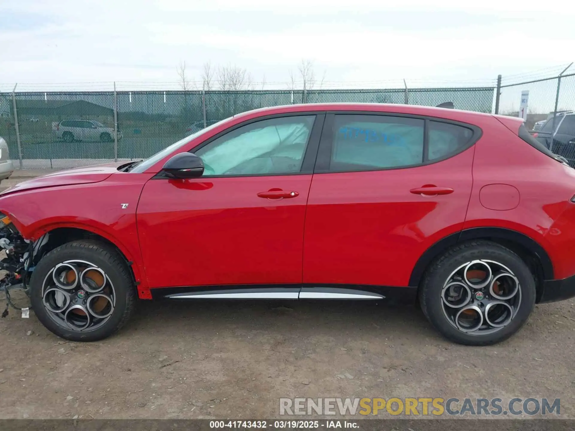 13 Photograph of a damaged car ZASPATCW8R3058676 ALFA ROMEO TONALE 2024
