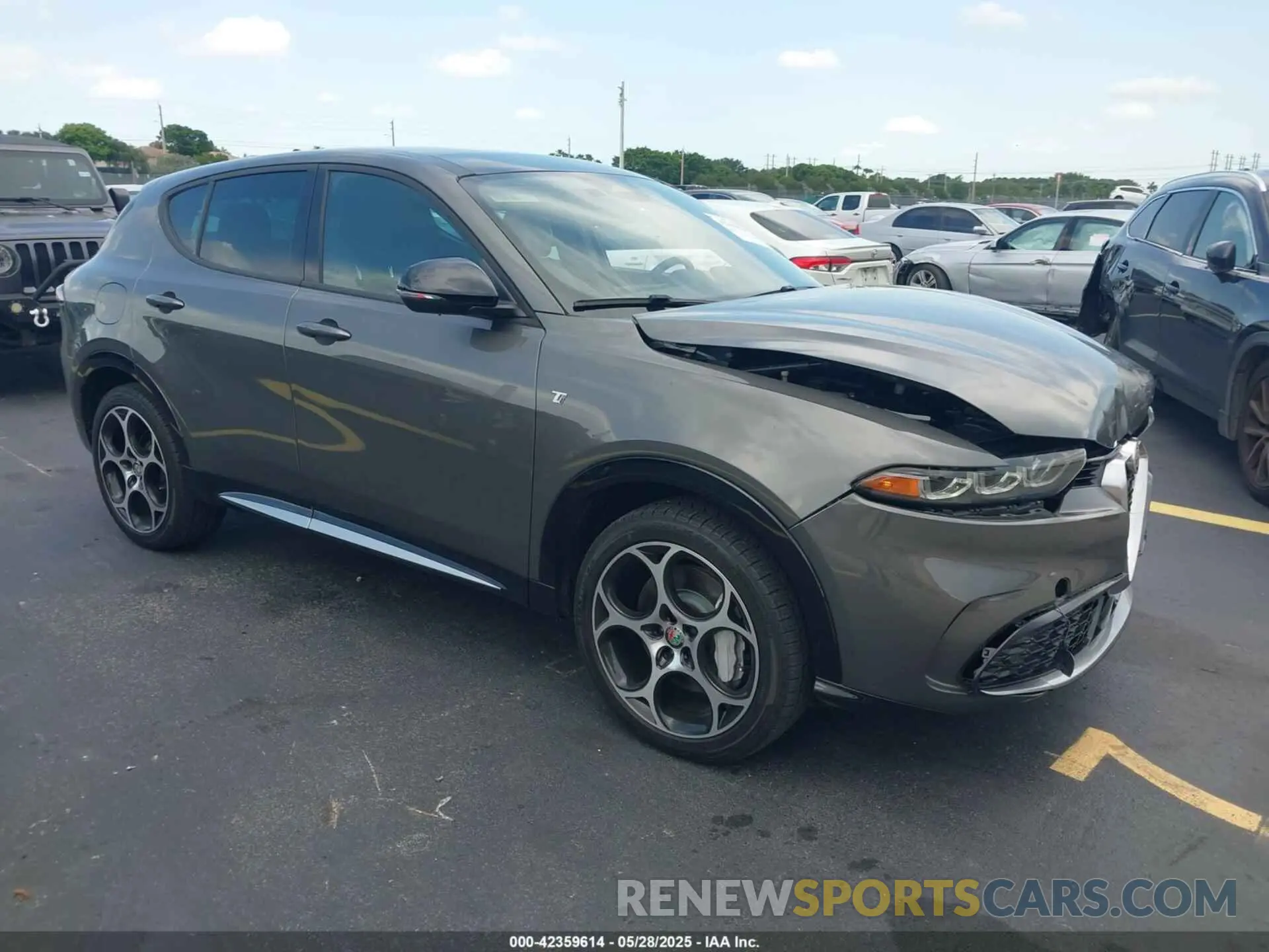 1 Photograph of a damaged car ZASPATCW9R3031941 ALFA ROMEO TONALE 2024