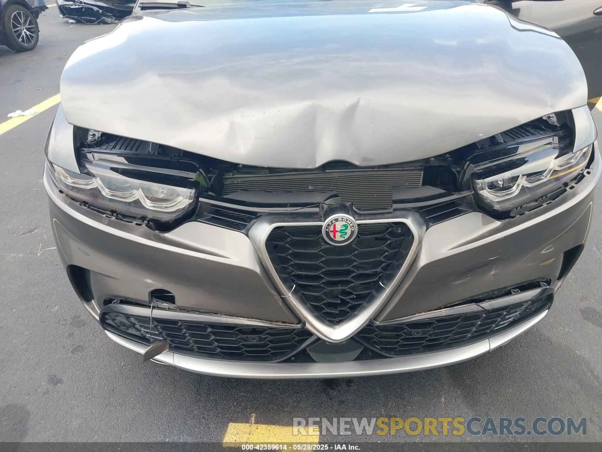6 Photograph of a damaged car ZASPATCW9R3031941 ALFA ROMEO TONALE 2024
