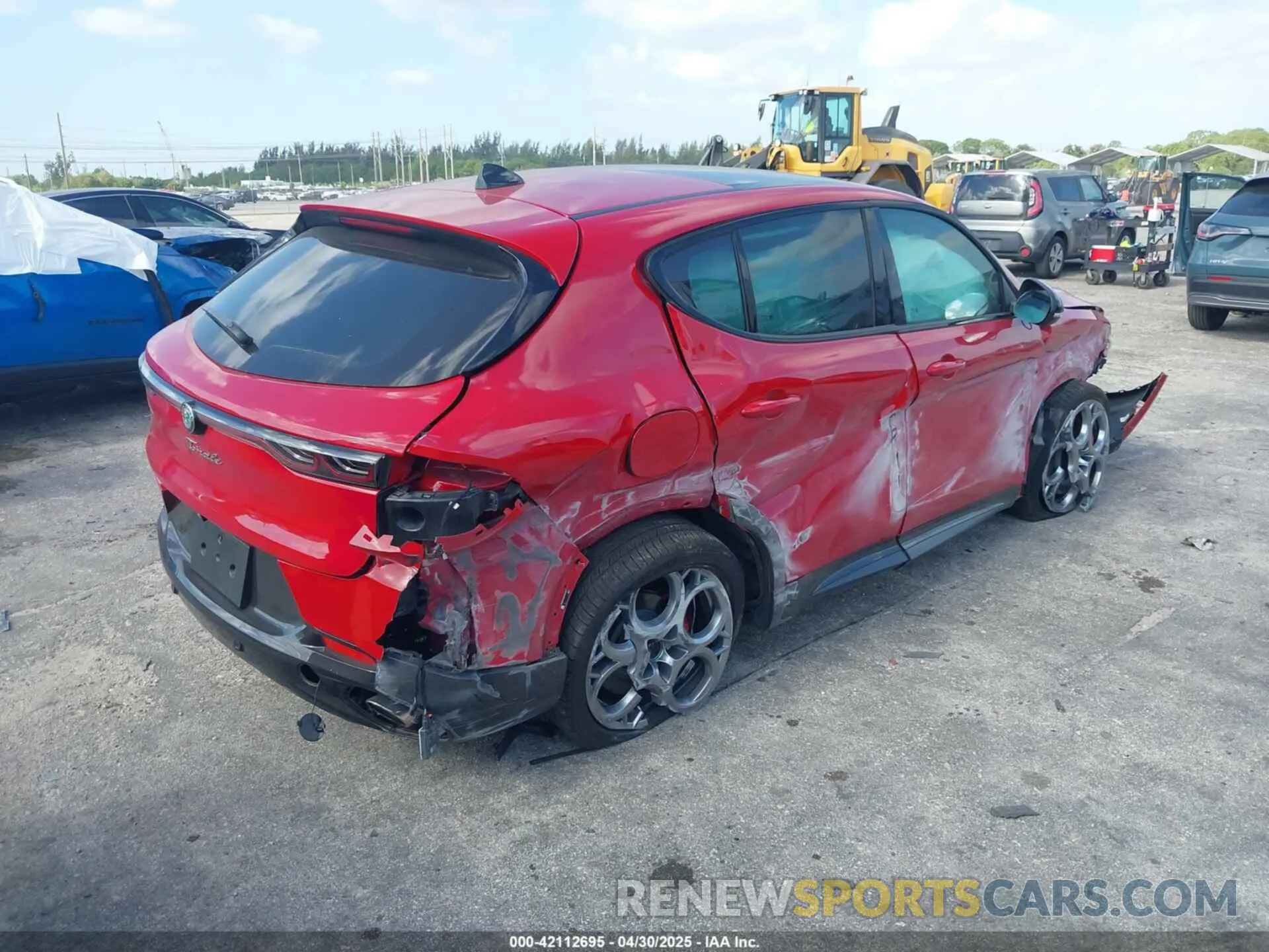 4 Photograph of a damaged car ZASPATDW3R3059300 ALFA ROMEO TONALE 2024