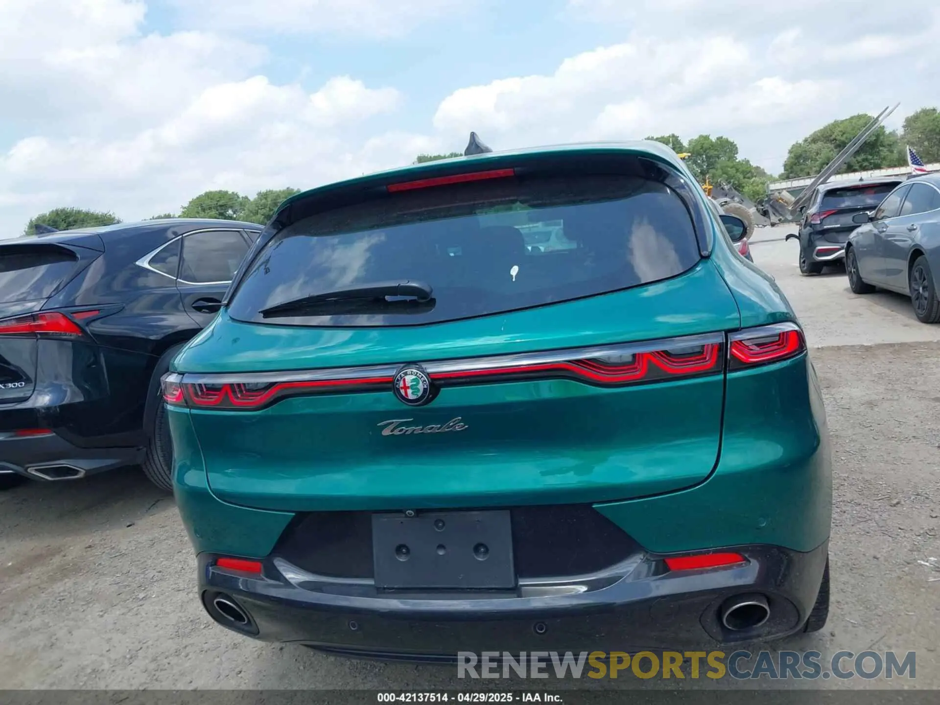 16 Photograph of a damaged car ZASPATDW6R3036948 ALFA ROMEO TONALE 2024