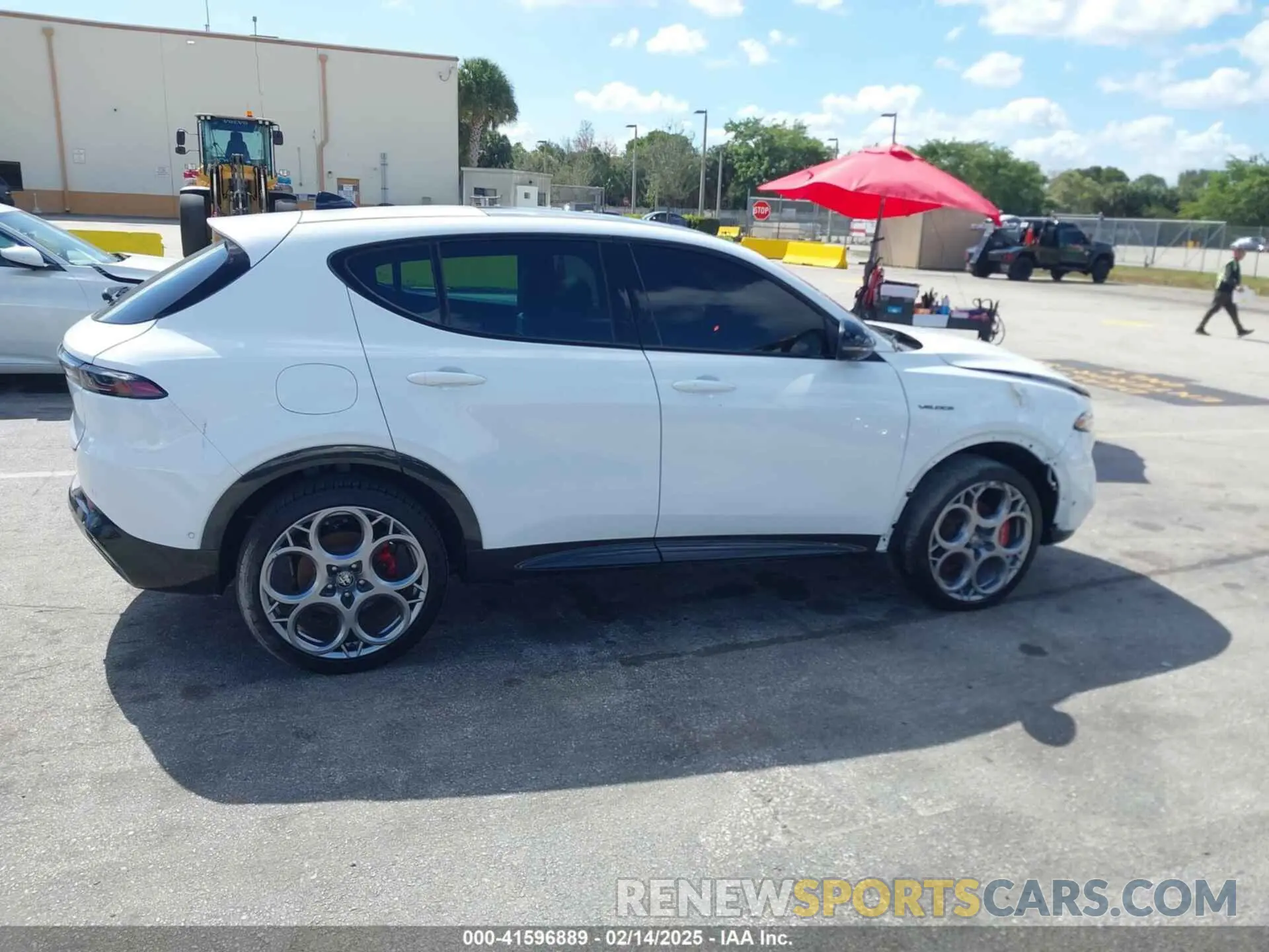 13 Photograph of a damaged car ZASPATDW7R3051085 ALFA ROMEO TONALE 2024