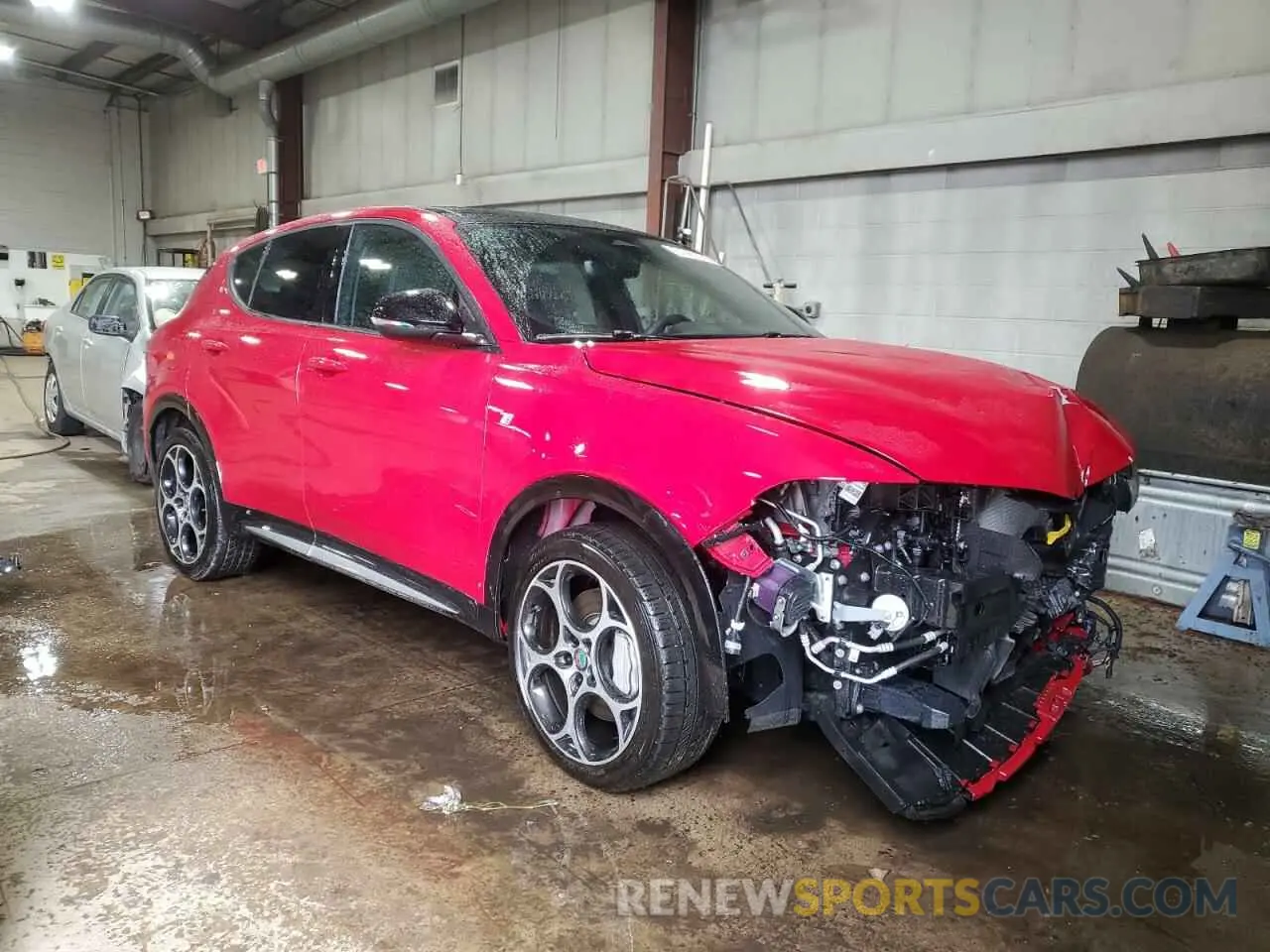 4 Photograph of a damaged car ZASPATCW8R3049721 ALFA ROMEO TONALE TI 2024