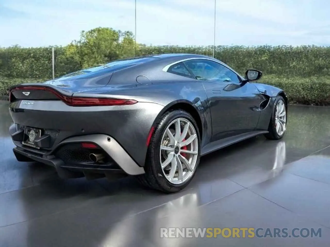 4 Photograph of a damaged car SCFSMGAW4KGN01XXX ASTON MARTIN ALL MODELS 2019