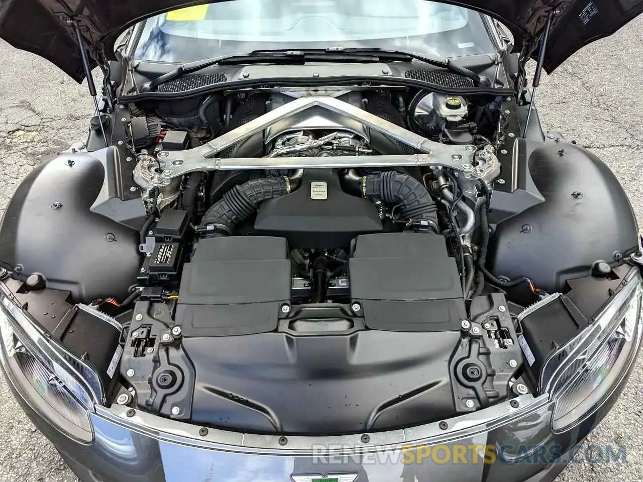 7 Photograph of a damaged car SCFSMGAW4KGN01XXX ASTON MARTIN ALL MODELS 2019