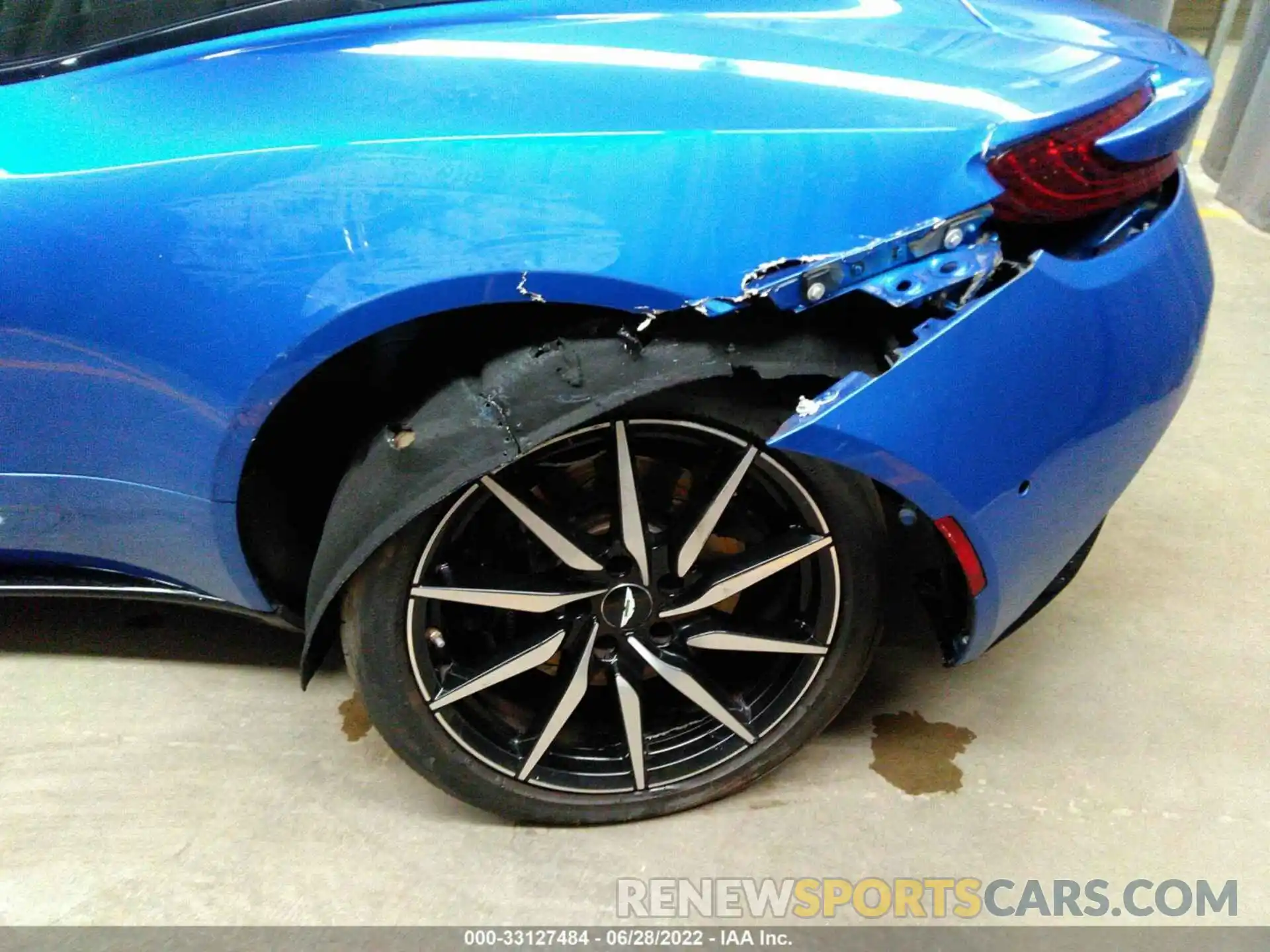 6 Photograph of a damaged car SCFRMFAWXKGL07303 ASTON MARTIN DB11 2019