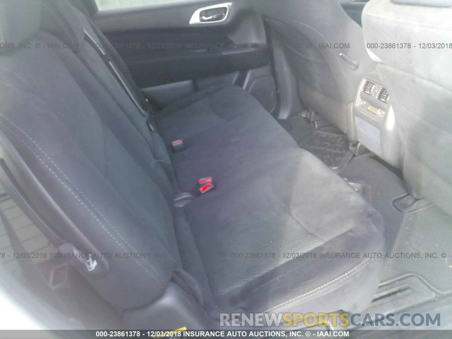 8 Photograph of a damaged car SCFRMFCW2KGM06291 ASTON MARTIN DB11 2019