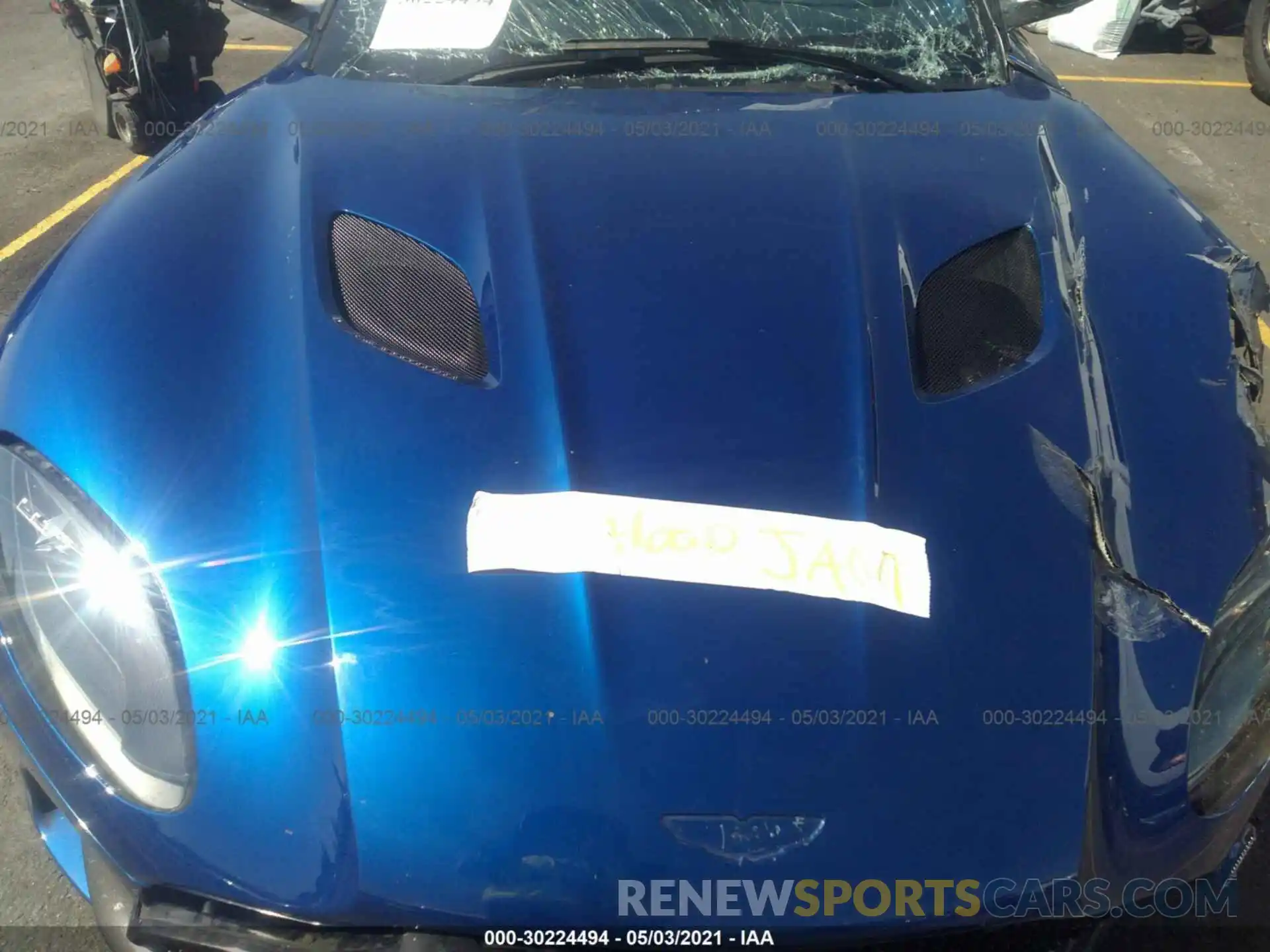 10 Photograph of a damaged car SCFRMHAV4KGR00755 ASTON MARTIN DBS 2019