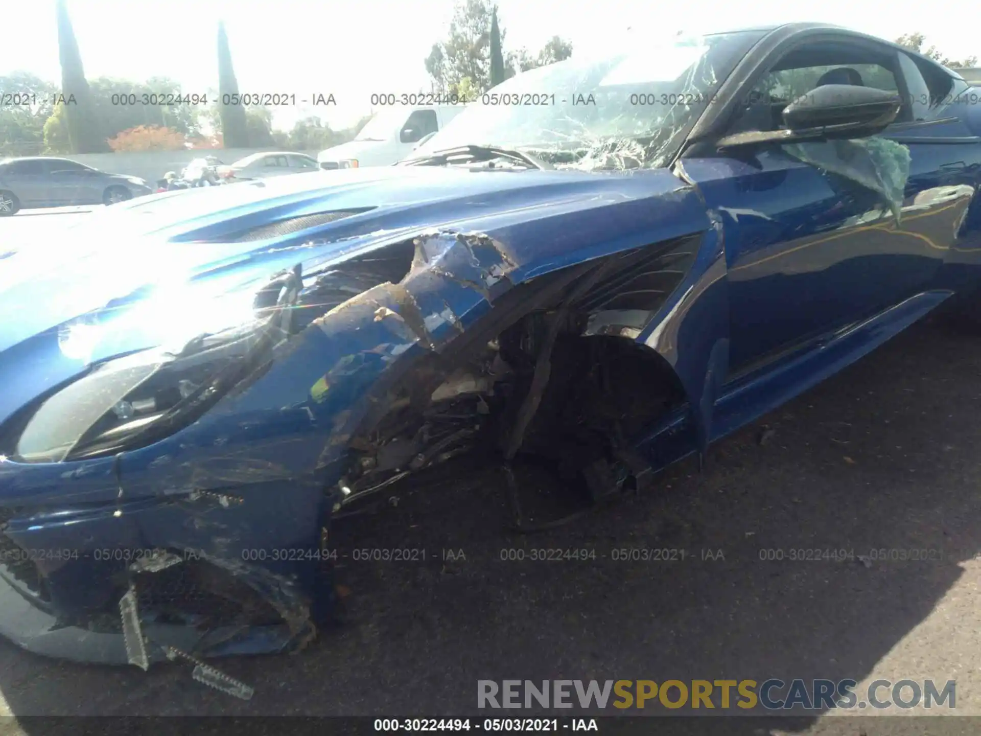 6 Photograph of a damaged car SCFRMHAV4KGR00755 ASTON MARTIN DBS 2019