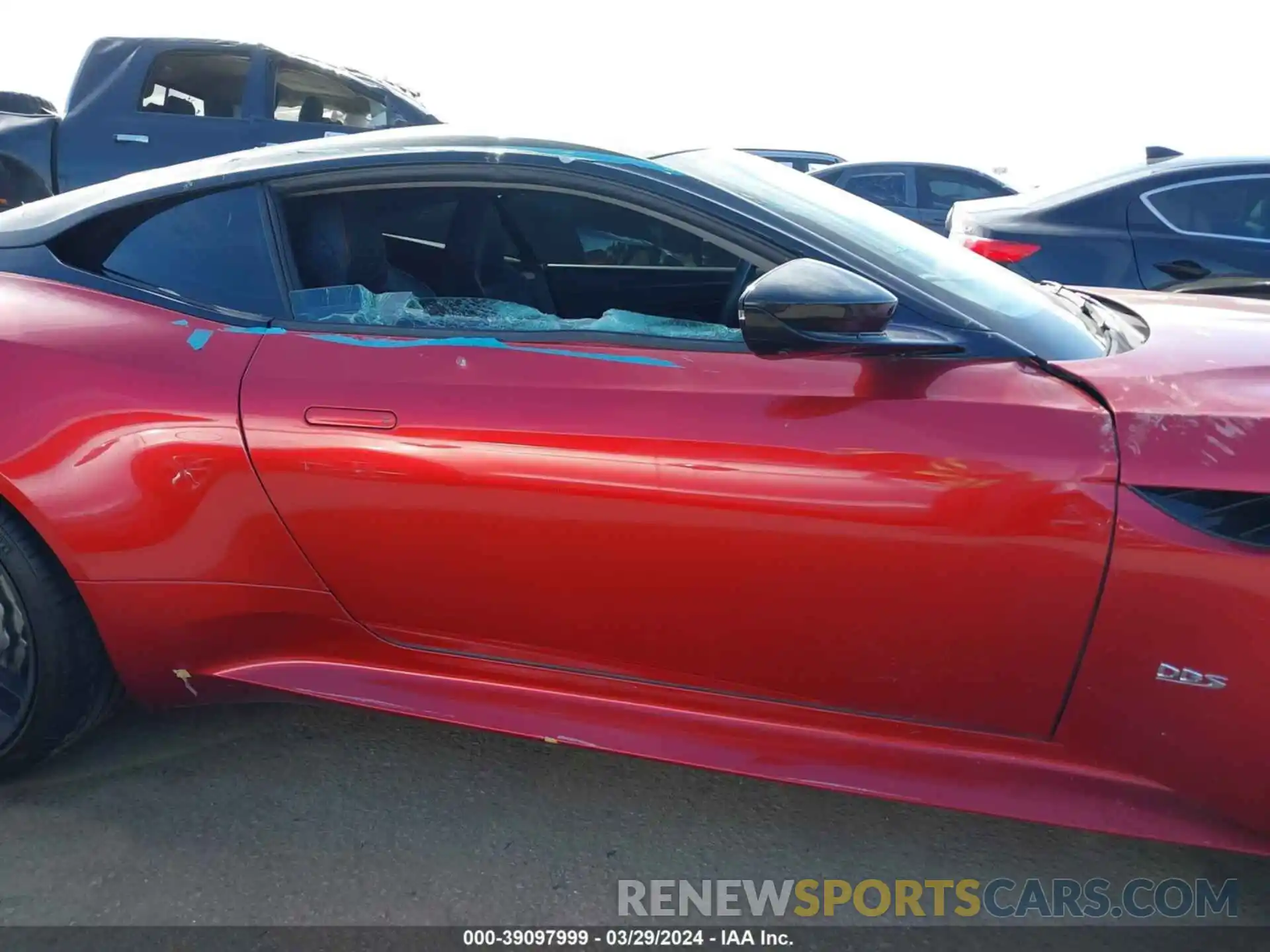 13 Photograph of a damaged car SCFRMHAV5KGR00022 ASTON MARTIN DBS 2019