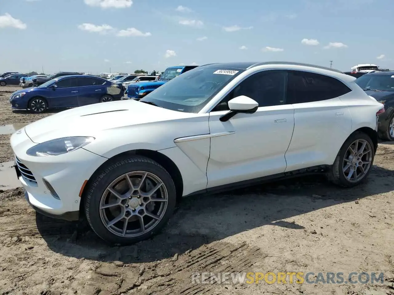 1 Photograph of a damaged car SCFVUJAW8MTV02781 ASTON MARTIN DBX 2021