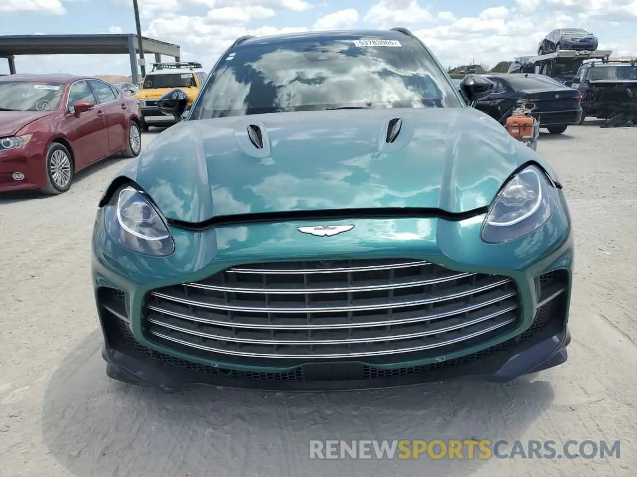 5 Photograph of a damaged car SD7VUJBW8PTV06749 ASTON MARTIN DBX 707 2023