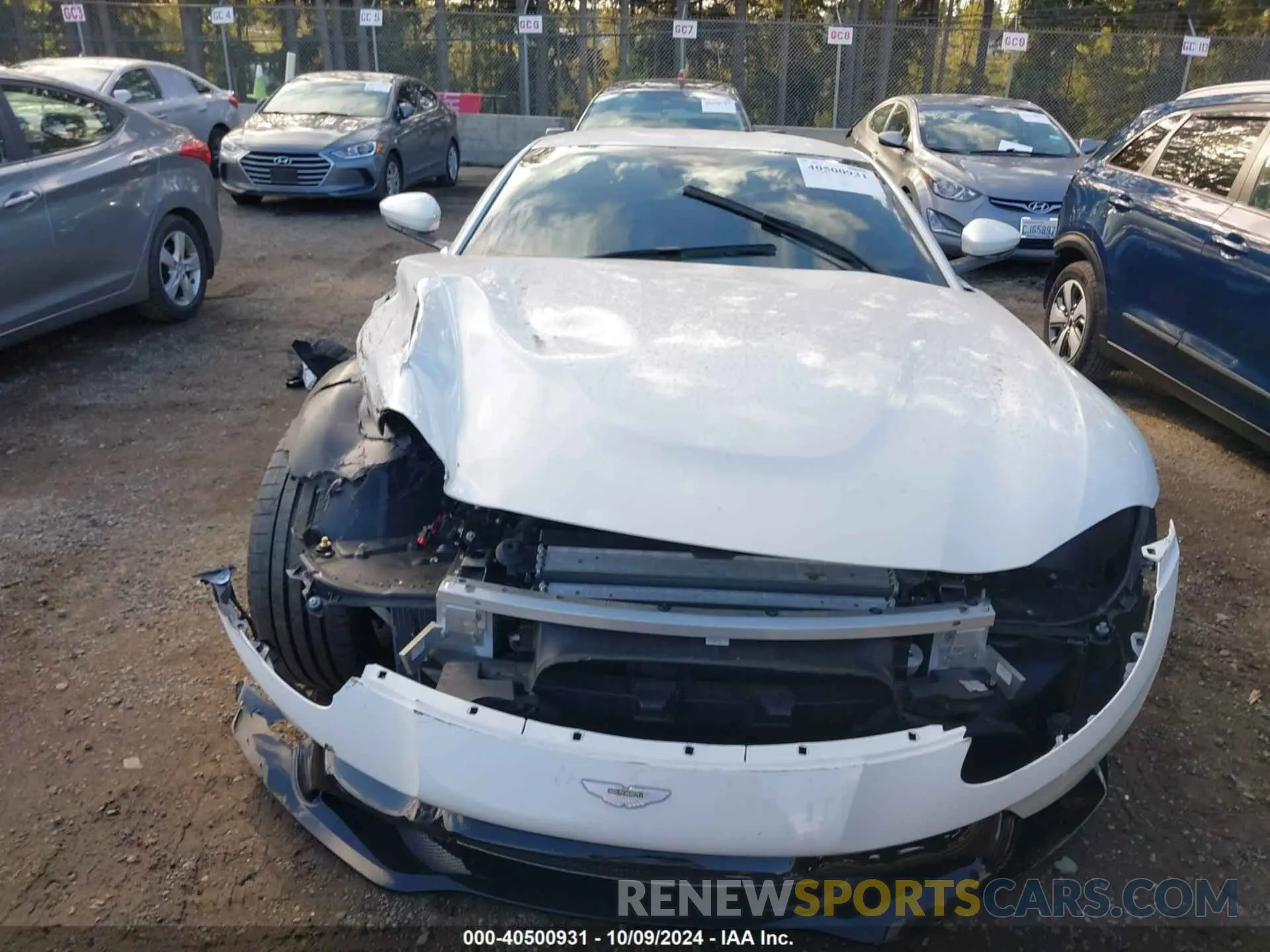 13 Photograph of a damaged car SCFSMGAW1LGN04451 ASTON MARTIN VANTAGE 2020