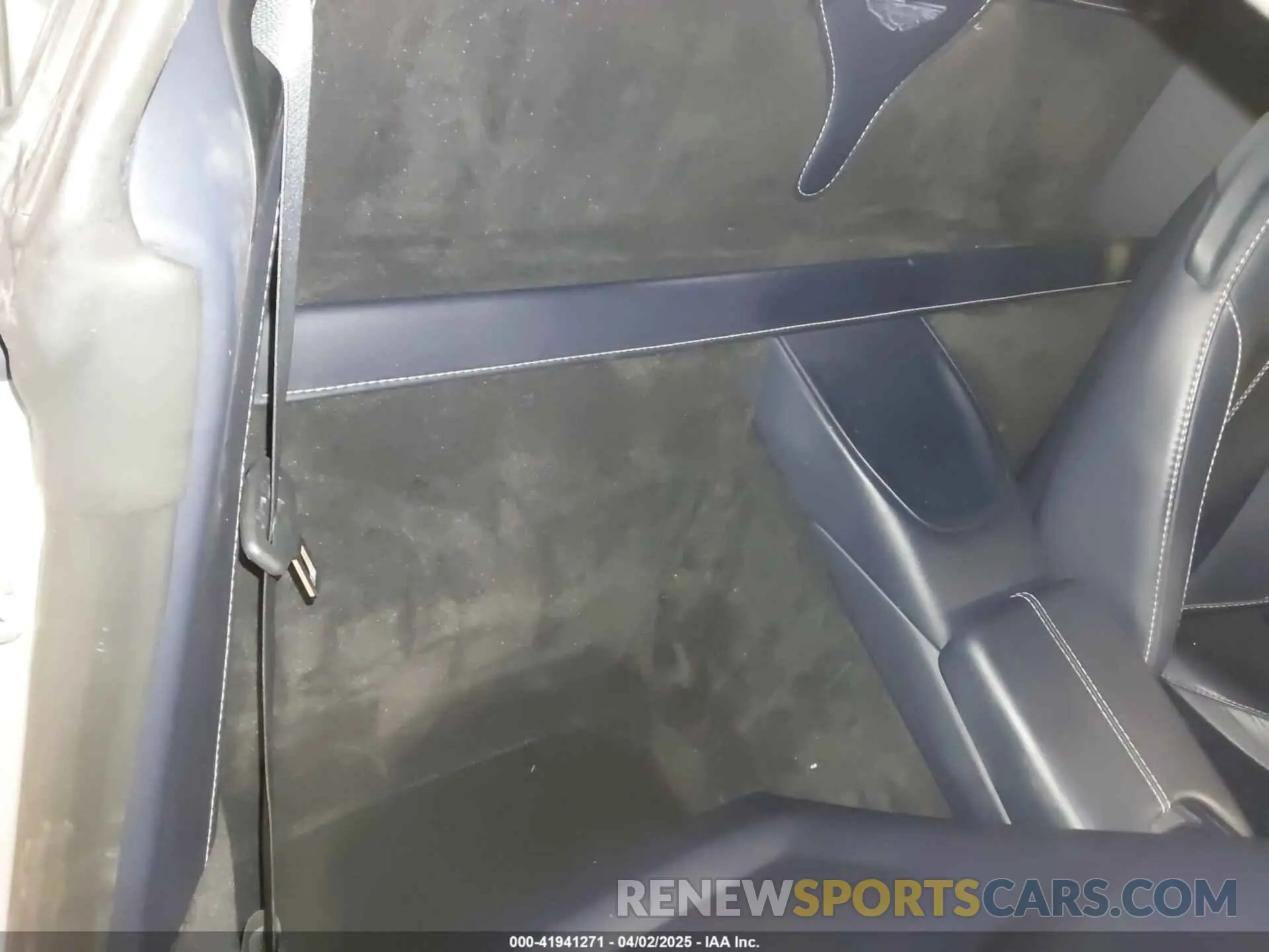 8 Photograph of a damaged car SCFSMGAW3LGN02877 ASTON MARTIN VANTAGE 2020