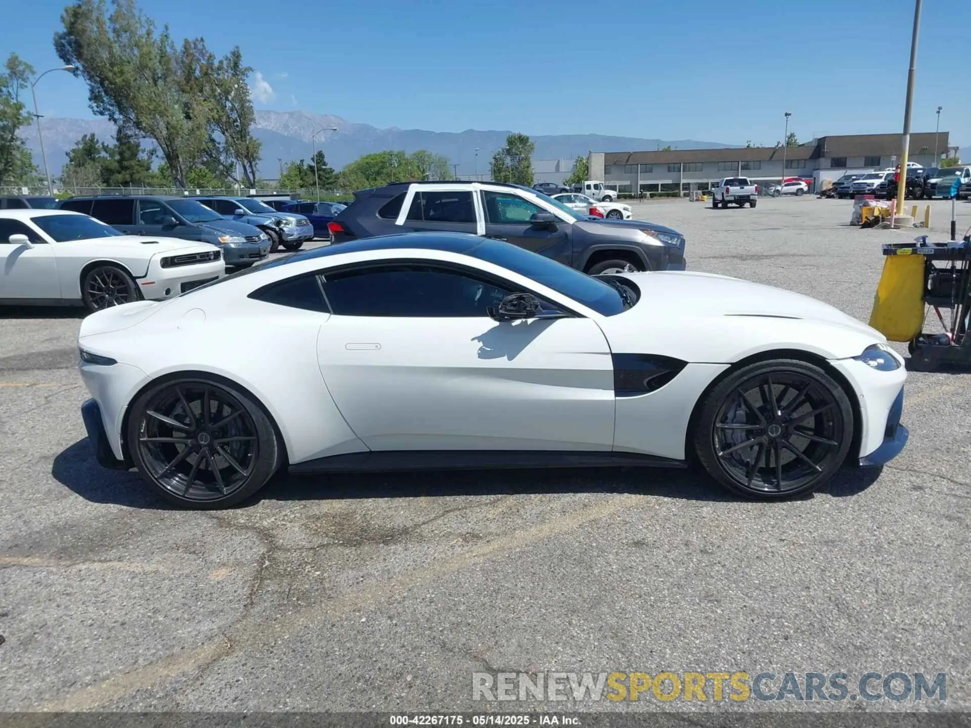 12 Photograph of a damaged car SCFSMGAW9LGN02883 ASTON MARTIN VANTAGE 2020