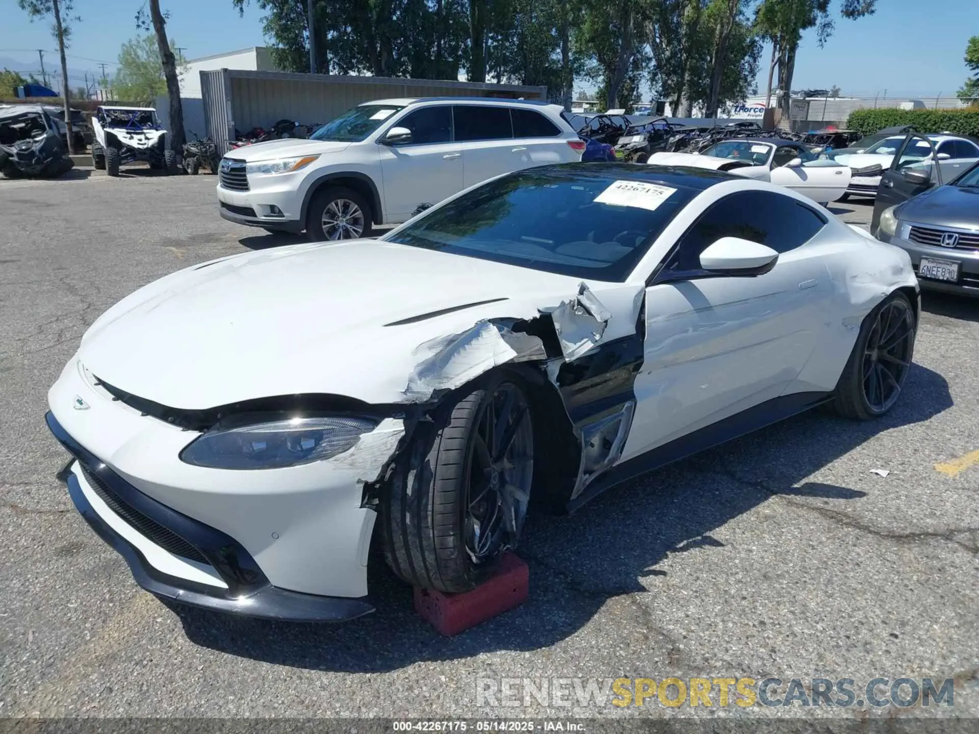 2 Photograph of a damaged car SCFSMGAW9LGN02883 ASTON MARTIN VANTAGE 2020
