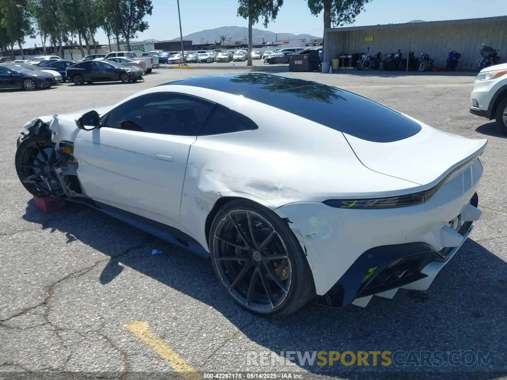 3 Photograph of a damaged car SCFSMGAW9LGN02883 ASTON MARTIN VANTAGE 2020