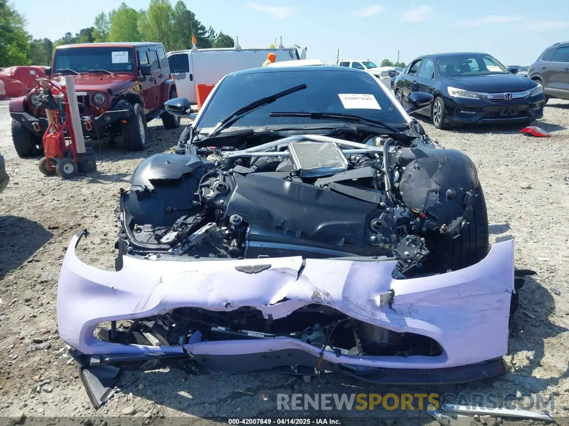 13 Photograph of a damaged car SCFSMGAWXPGN08553 ASTON MARTIN VANTAGE 2023